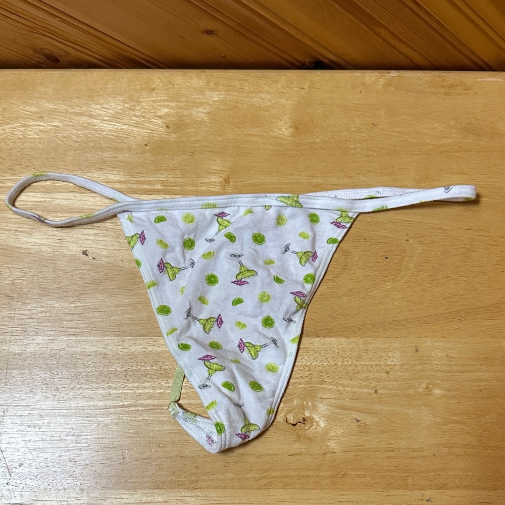 Victoria’s Secret Margarita V String Thong